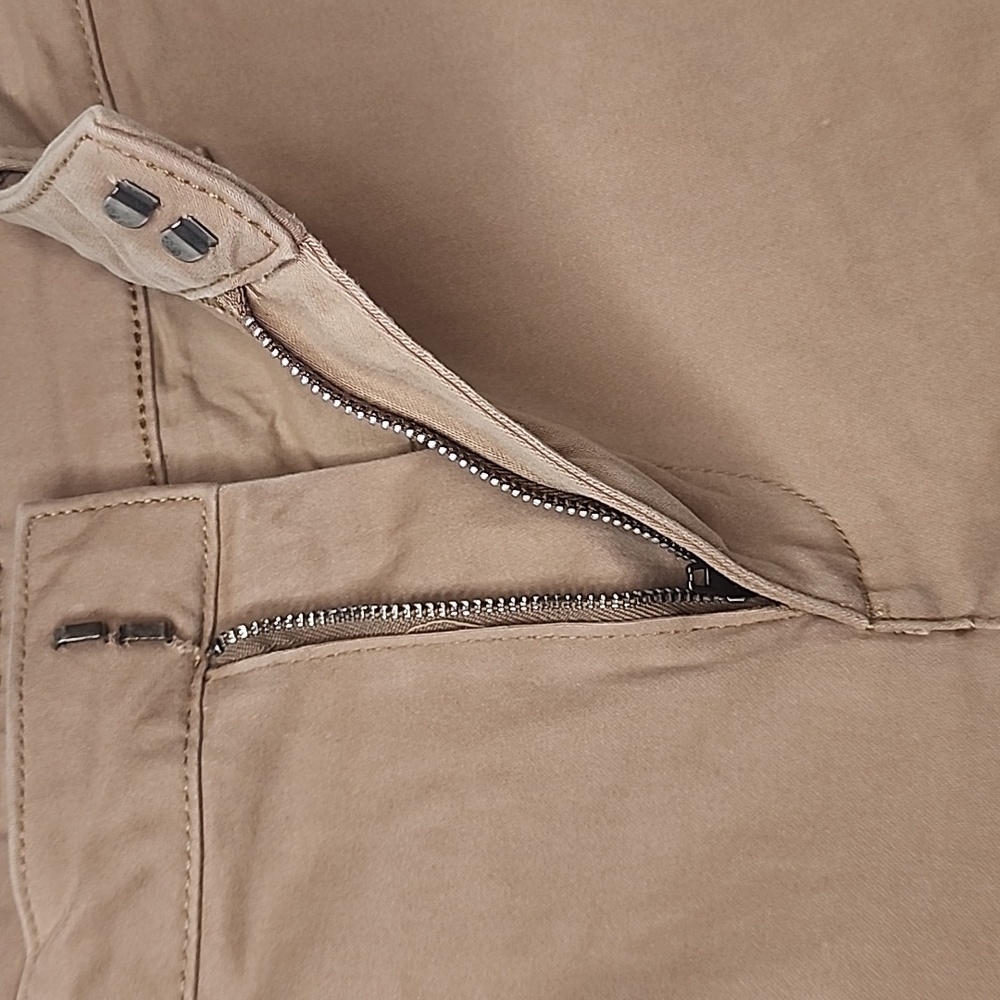 Banana Republic Stretch Cotton Blend Womens Tan Chino Shorts Size 6 Belt Loops - Picture 4 of 9